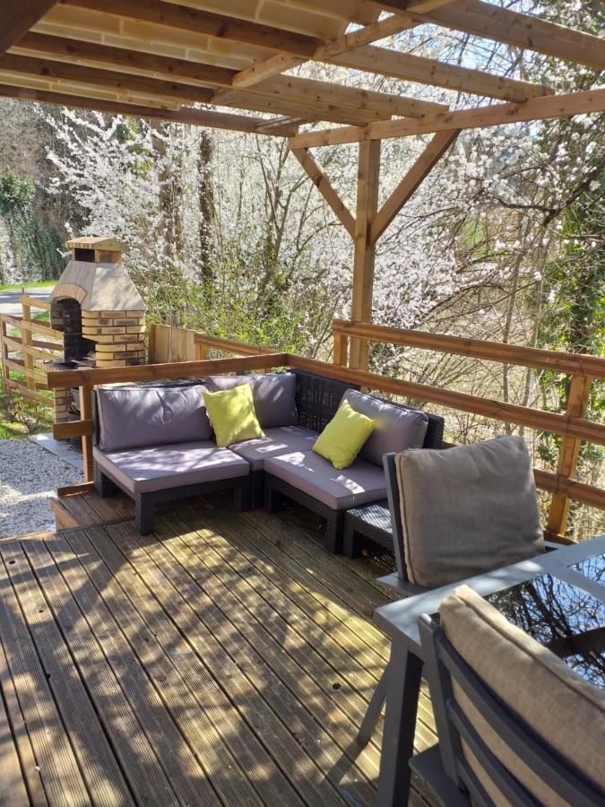 Au Petit Bonheur Bed and Breakfast Saint-Martin-du-Frene Εξωτερικό φωτογραφία