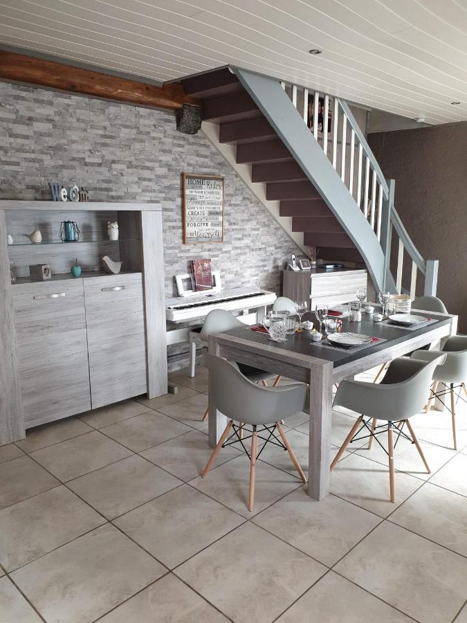 Au Petit Bonheur Bed and Breakfast Saint-Martin-du-Frene Εξωτερικό φωτογραφία